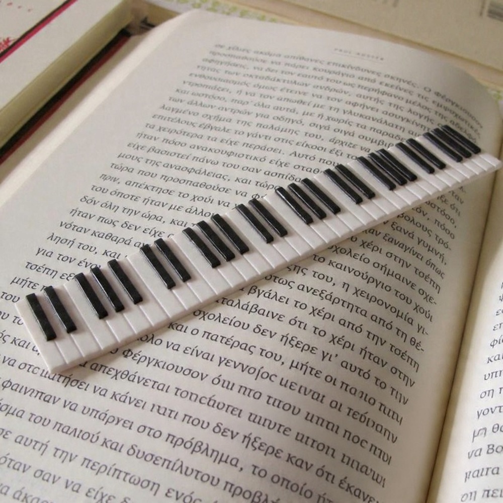 NWT Piano Bookmark - Black & White - 5in